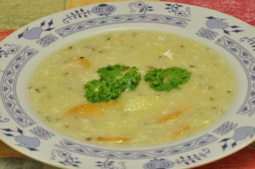 Zeleninová polévka s krupicí – Snadné recept z Česko kuchyně, hotový za 30 - 45 minut